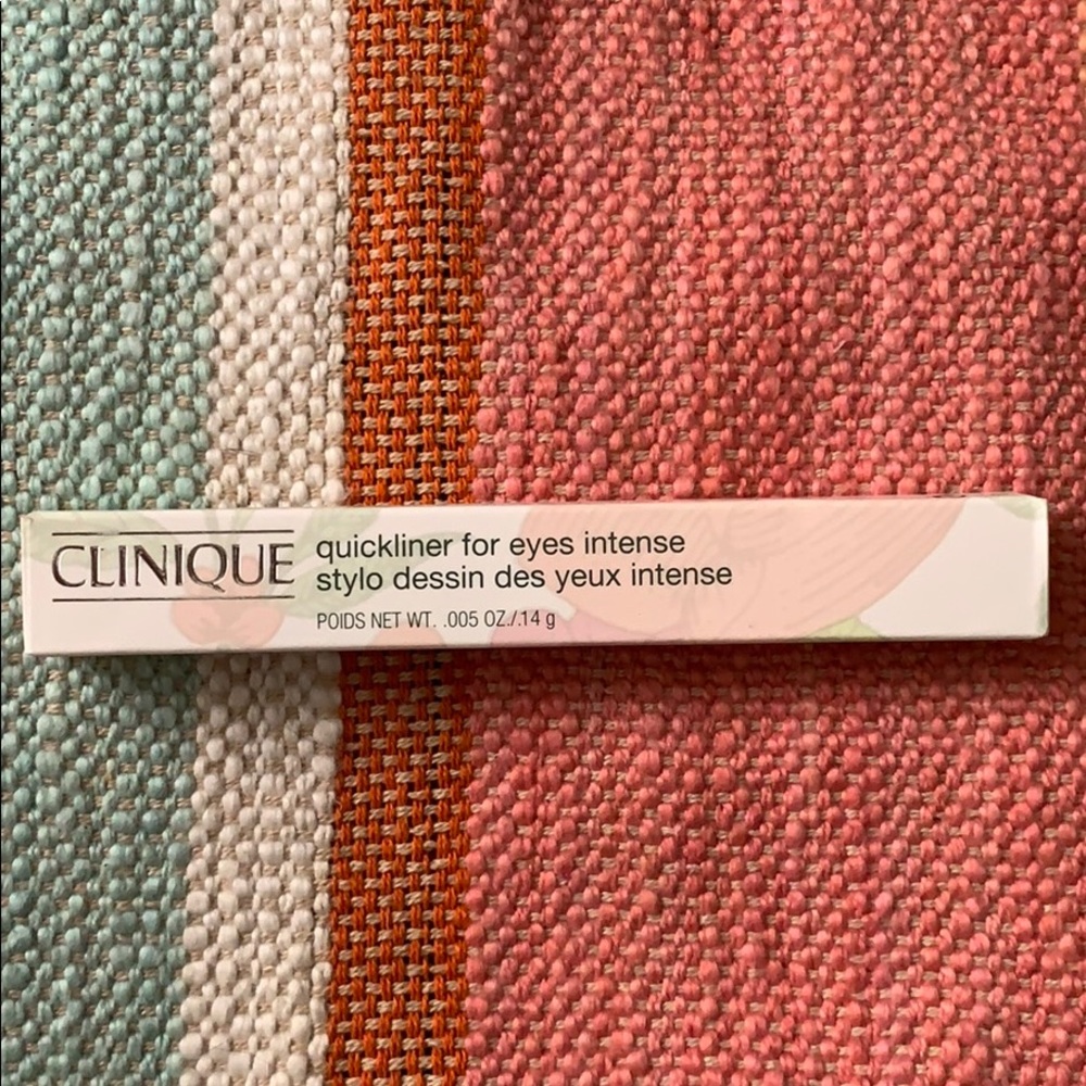Clinique Quickliner in Intense Ebony